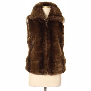 C. Wonder Faux Fur Brown Vest, Size L